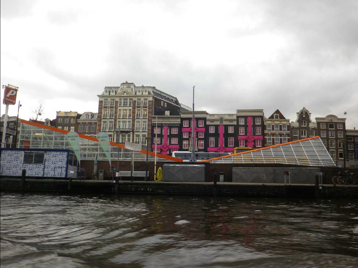 Canel Cruise03